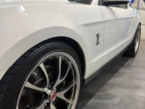 Used 2011 Ford Mustang Shelby GT500 w/ SVT Performance Pkg RWD image 5