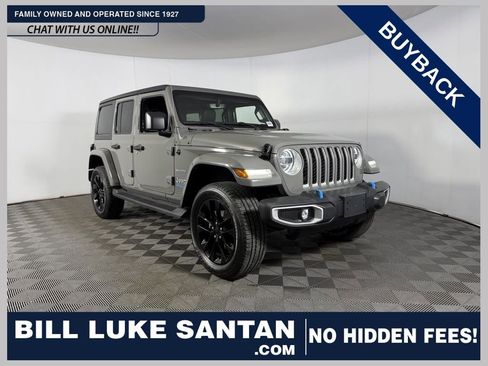Used 2022 Jeep Wrangler Unlimited Sahara AWD/4WD image 1