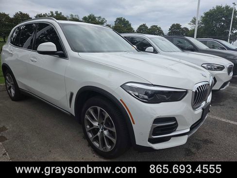Used 2023 BMW X5 xDrive40i w/ Premium Package AWD/4WD image 1