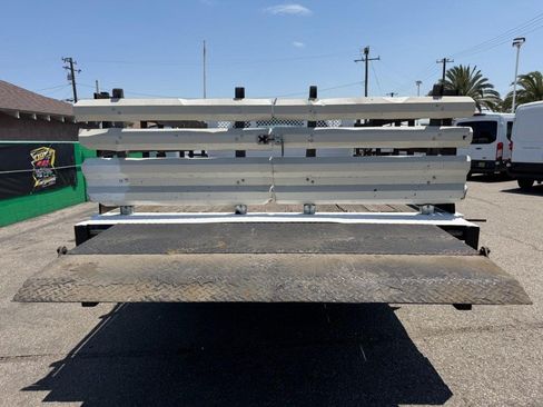 Used 2003 Ford F450 2WD Crew Cab Super Duty image 21