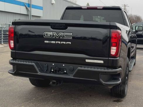 Used 2022 GMC Sierra 1500 Elevation w/ LPO, Elevation Black Package image 3