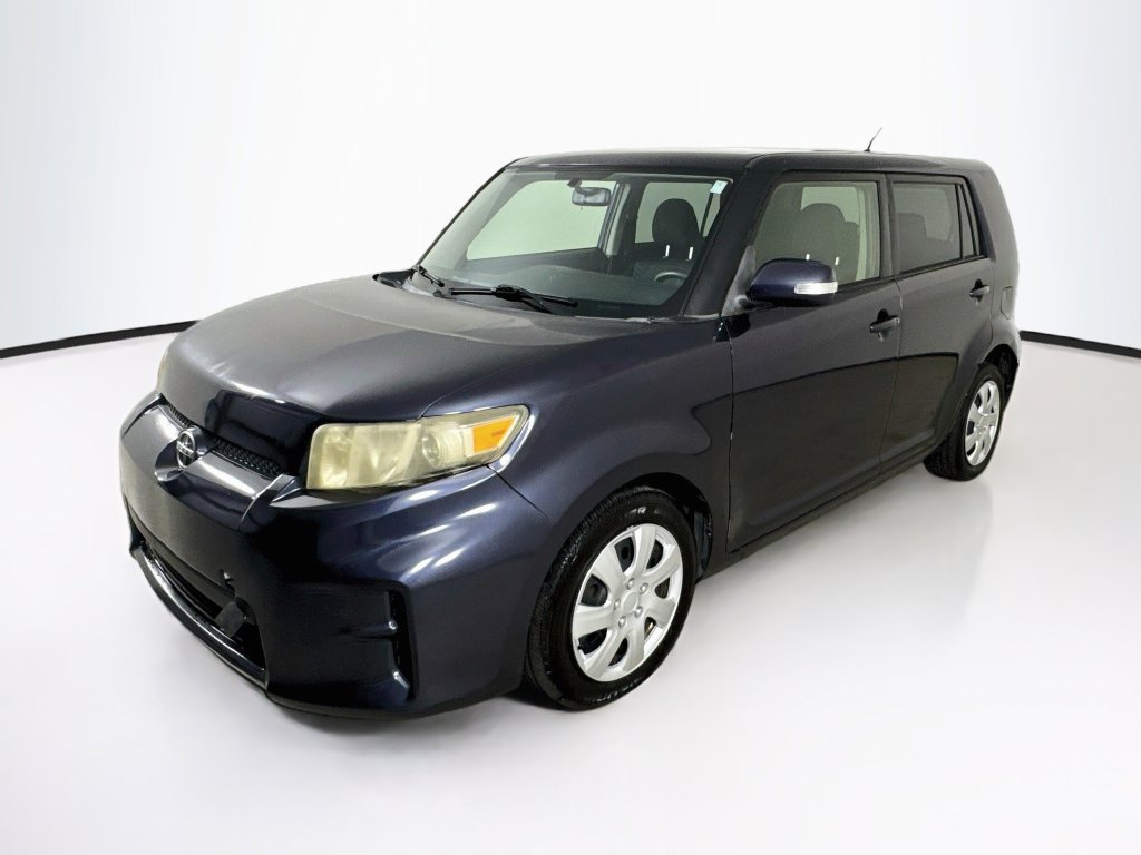 Used 2012 Scion xB FWD image 3