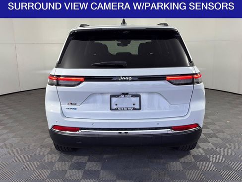 Used 2022 Jeep Grand Cherokee Limited 4xe w/ Luxury Tech Group II AWD/4WD image 6