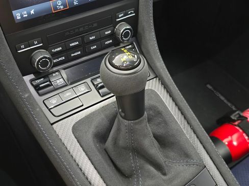 Certified 2024 Porsche 718 Cayman GT4 RS image 17