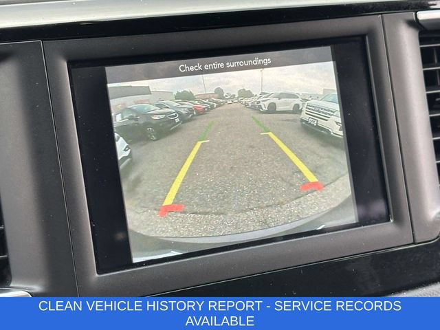 Used 2019 Chrysler Pacifica Touring Plus w/ S Appearance Package FWD image 4