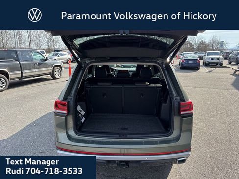 New 2026 Volkswagen Atlas Peak Edition image 12