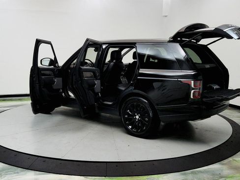 Used 2020 Land Rover Range Rover HSE image 12