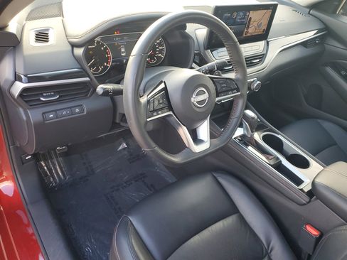 Certified 2024 Nissan Altima 2.5 SR w/ SR Premium Package image 14