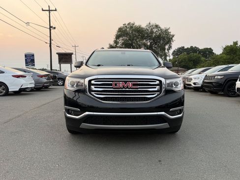 Used 2017 GMC Acadia SLT w/ LPO, Cargo Package FWD image 2