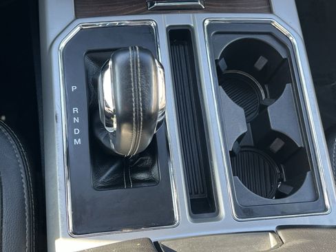 Used 2017 Ford F150 Lariat w/ Equipment Group 502A Luxury image 21