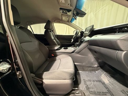 Certified 2021 Toyota Venza LE AWD/4WD image 21