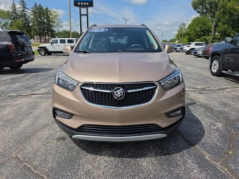 Used 2018 Buick Encore Sport Touring FWD image 2