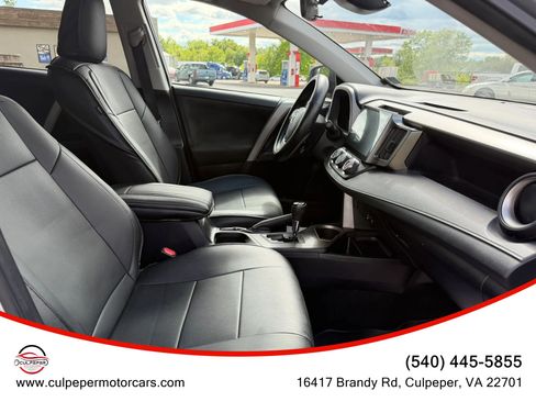 Used 2017 Toyota RAV4 LE AWD/4WD image 14
