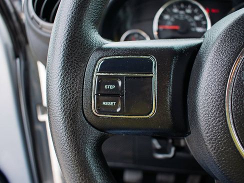 Used 2012 Jeep Wrangler Sport AWD/4WD image 16