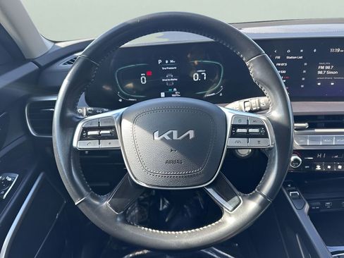 Used 2023 Kia Telluride S image 13