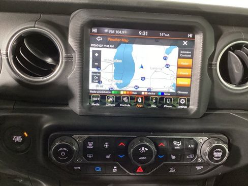 Used 2022 Jeep Wrangler Unlimited Sahara w/ Cold Weather Group image 24