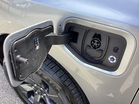 New 2025 Ford F150 Lightning Flash AWD/4WD image 17