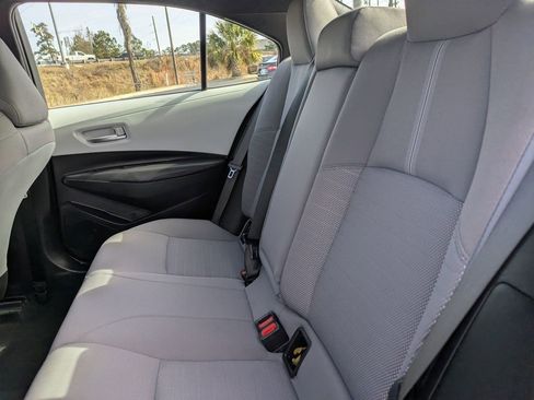 Used 2024 Toyota Corolla SE w/ SE Premium Package image 12