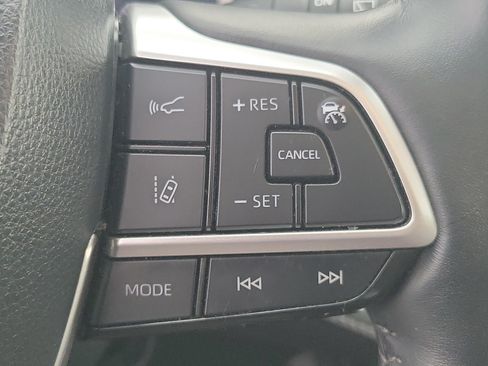 Used 2022 Toyota Highlander Limited AWD/4WD image 28