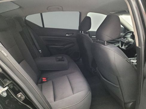 Used 2022 Nissan Altima 2.5 SV FWD image 19