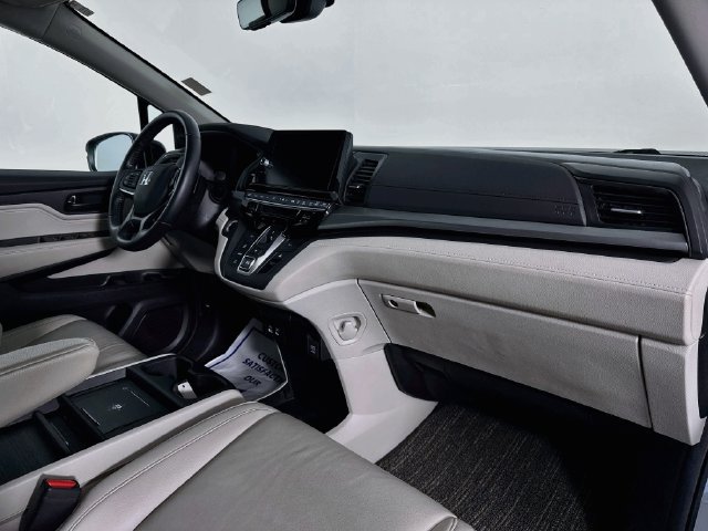 Used 2025 Honda Odyssey EX-L image 30