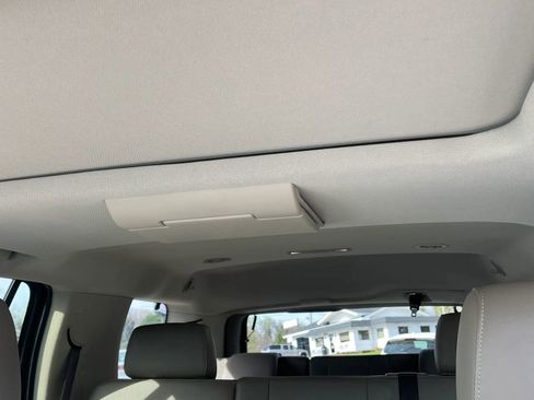Used 2020 GMC Yukon SLT w/ Open Road Package RWD image 12