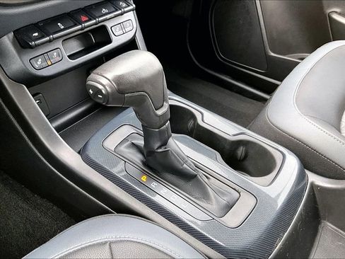 Used 2017 Chevrolet Colorado Z71 w/ Z71 Midnight Edition image 28