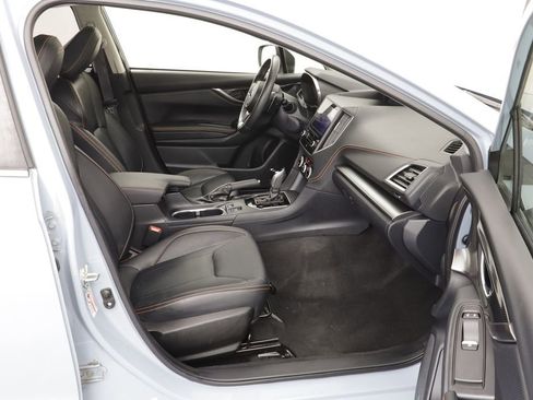 Used 2019 Subaru Crosstrek 2.0i Limited w/ Moonroof Package w/Navigation image 21