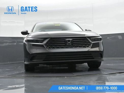 Certified 2023 Honda Accord EX image 37