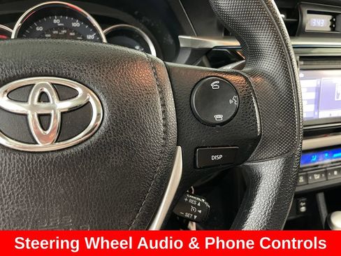 Used 2015 Toyota Corolla LE FWD image 23