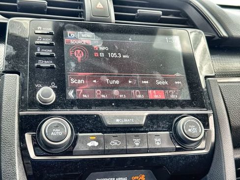Used 2021 Honda Civic Sport image 16