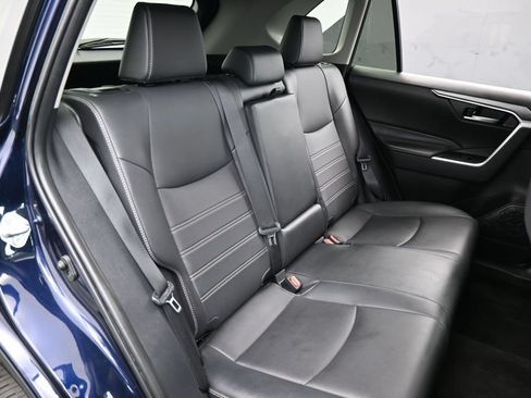 Used 2025 Toyota RAV4 XLE Premium FWD image 45