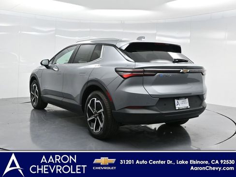 New 2026 Chevrolet Equinox EV LT image 5