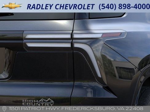 New 2026 Chevrolet Traverse High Country image 11