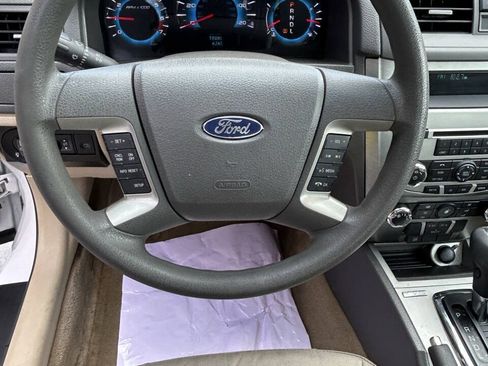 Used 2012 Ford Fusion SE FWD image 11