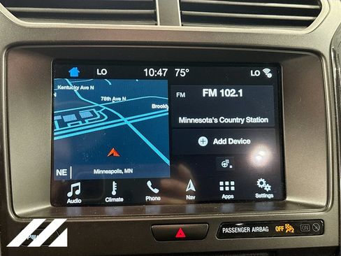 Used 2018 Ford Explorer XLT w/ Equipment Group 202A FWD image 17
