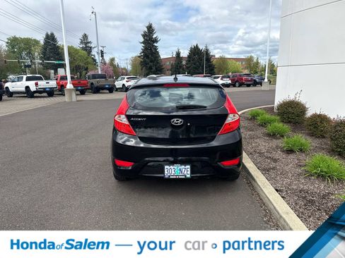 Used 2017 Hyundai Accent SE FWD image 5