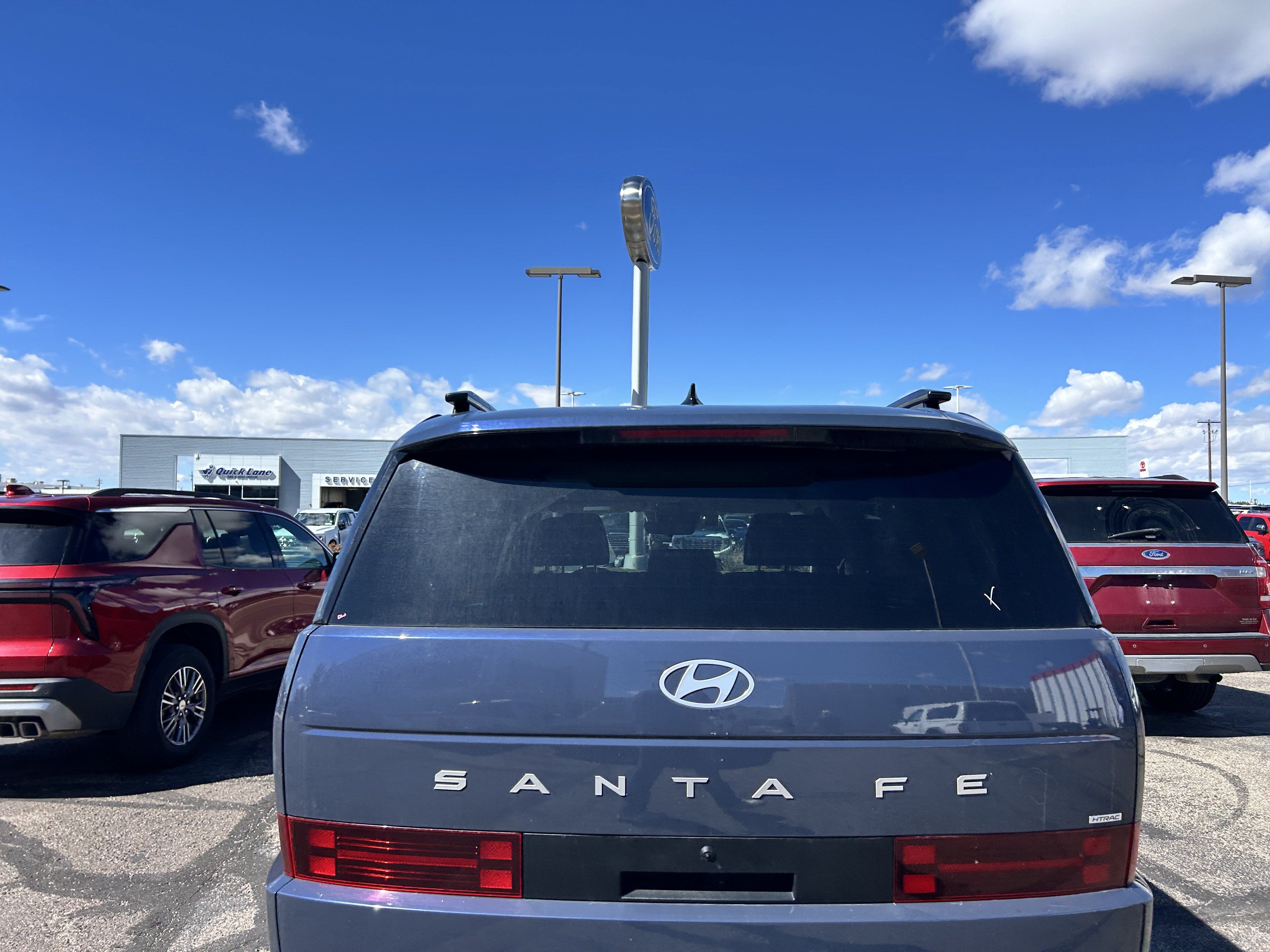 Certified 2026 Hyundai Santa Fe SEL AWD/4WD image 4