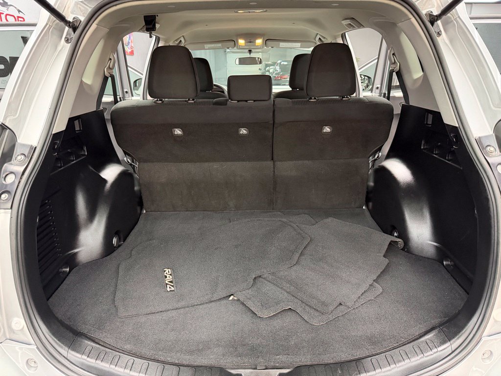 Used 2016 Toyota RAV4 LE FWD image 42