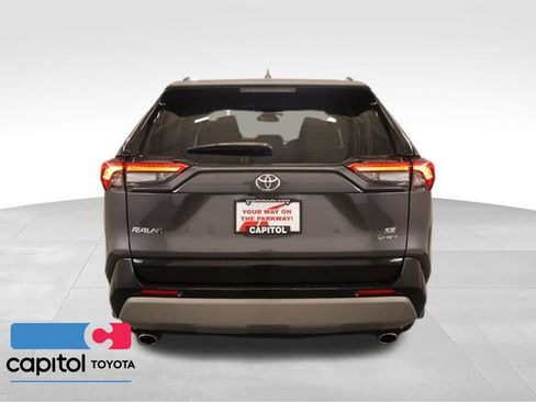 Certified 2025 Toyota RAV4 SE w/ Convenience Package AWD/4WD image 4