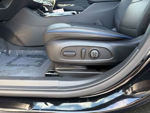 New 2026 Buick Envista Sport Touring image 19