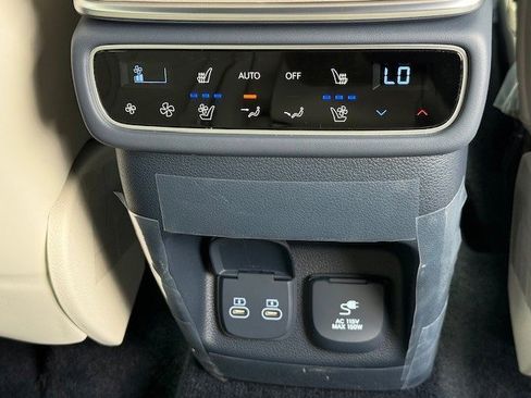 New 2026 Genesis GV80 3.5T Prestige image 16