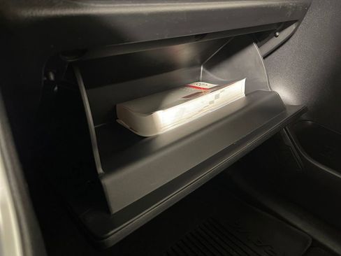 Certified 2021 Toyota RAV4 LE image 25