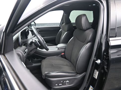 Used 2024 Hyundai Palisade Calligraphy image 18