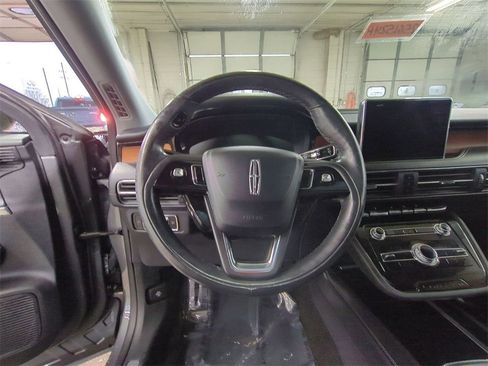 Used 2022 Lincoln Corsair Reserve w/ Equipment Group 201A image 12