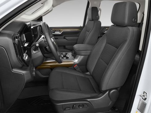 Used 2023 Chevrolet Silverado 2500 LTZ w/ LTZ Plus Package image 10