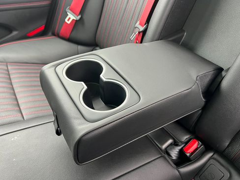 Used 2023 Genesis G70 2.0T w/ Sport Prestige Package image 26