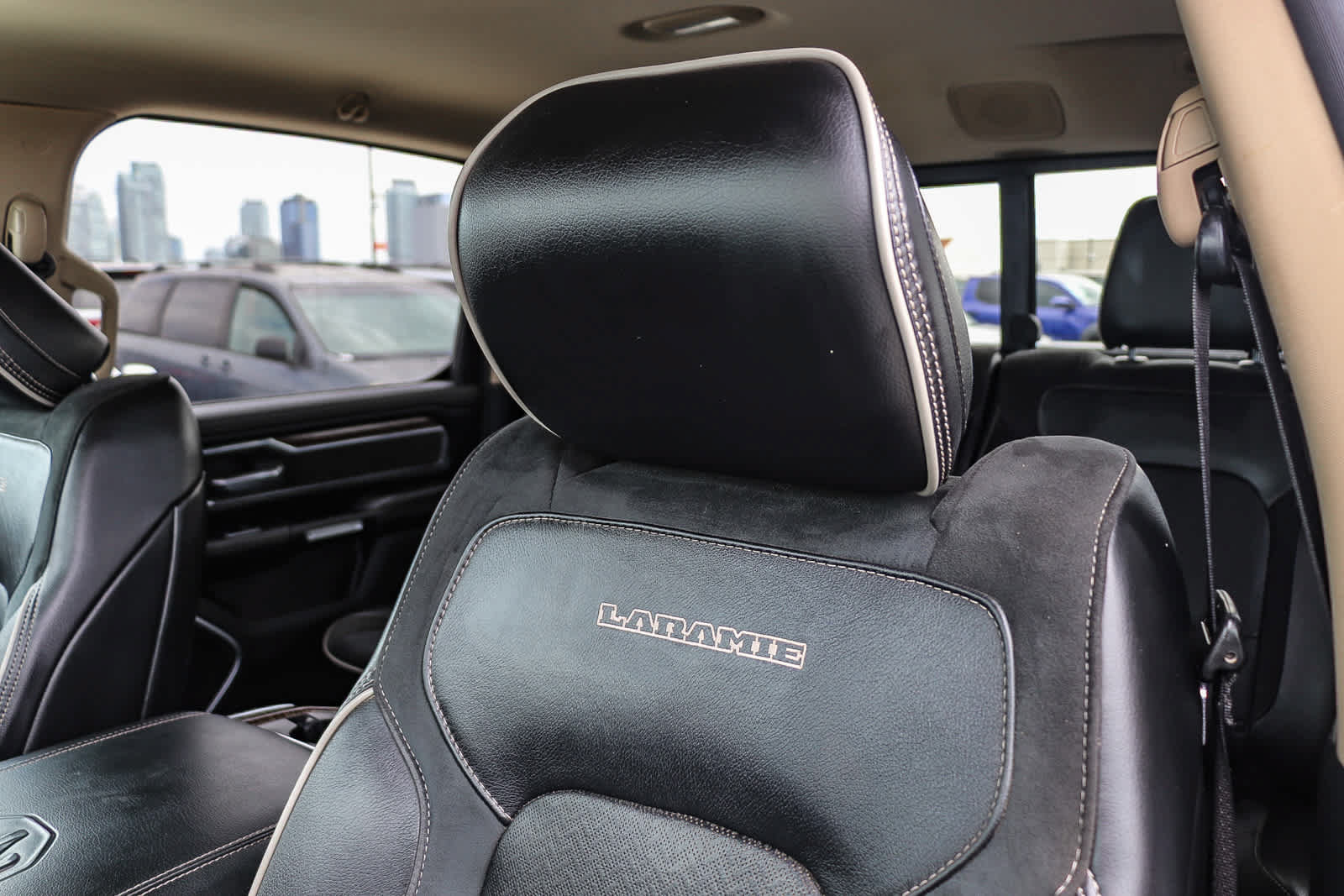 Used 2019 RAM 1500 Laramie AWD/4WD image 20
