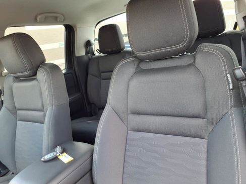 Used 2022 Nissan Frontier SV RWD image 24