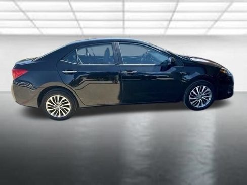 Used 2019 Toyota Corolla XLE FWD image 7